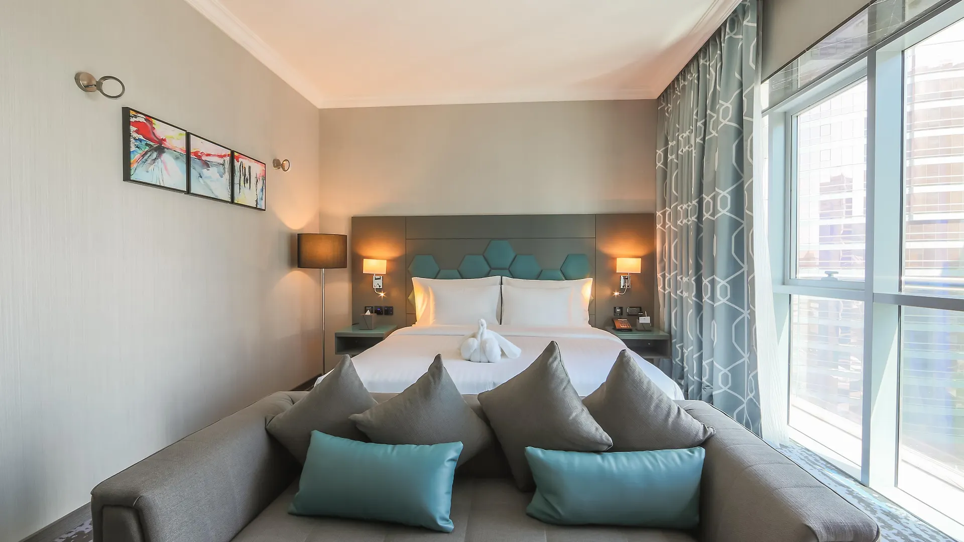 ****  Edge Creekside Hotel Dubai Emirati Arabi Uniti