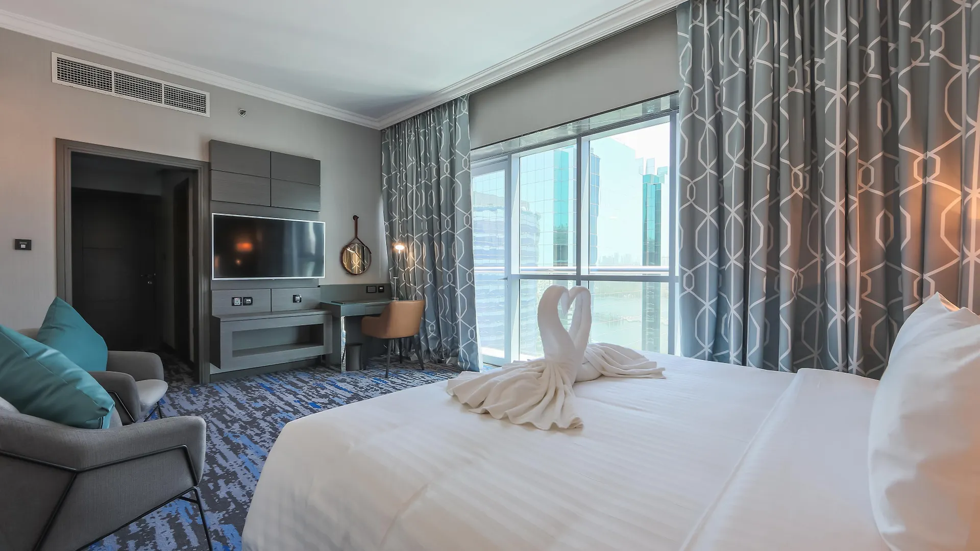 Edge Creekside Hotel Dubai 4*,